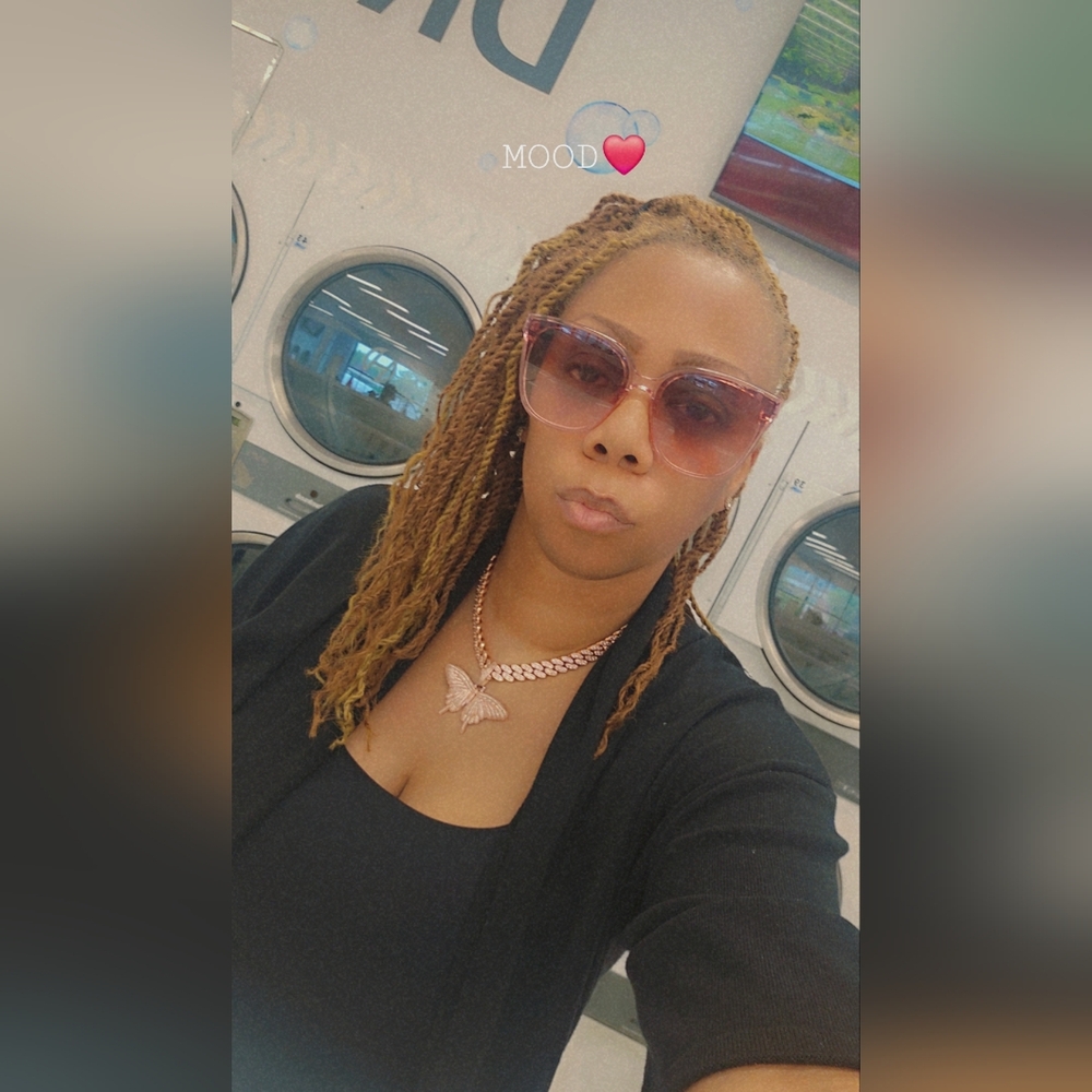 Meet your Posher, Lashay